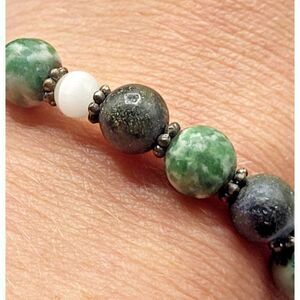 Artisan Made Gemstone Tiger's Eye Green Grey Magnetic Beaded Bracelet 7.5in